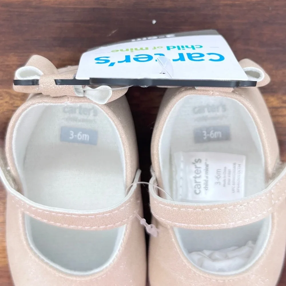Carter's‎ Mary Jane Flats Girls 3-6M Champagne Shimmer Bow Heel Soft Sole Shoes